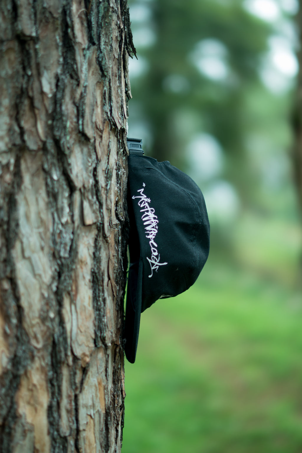 BARBED WIRE 5 PANEL HAT